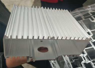 Части алюминия радиатора теплоотвода штранг-прессования запасные с подгонянный сделанный